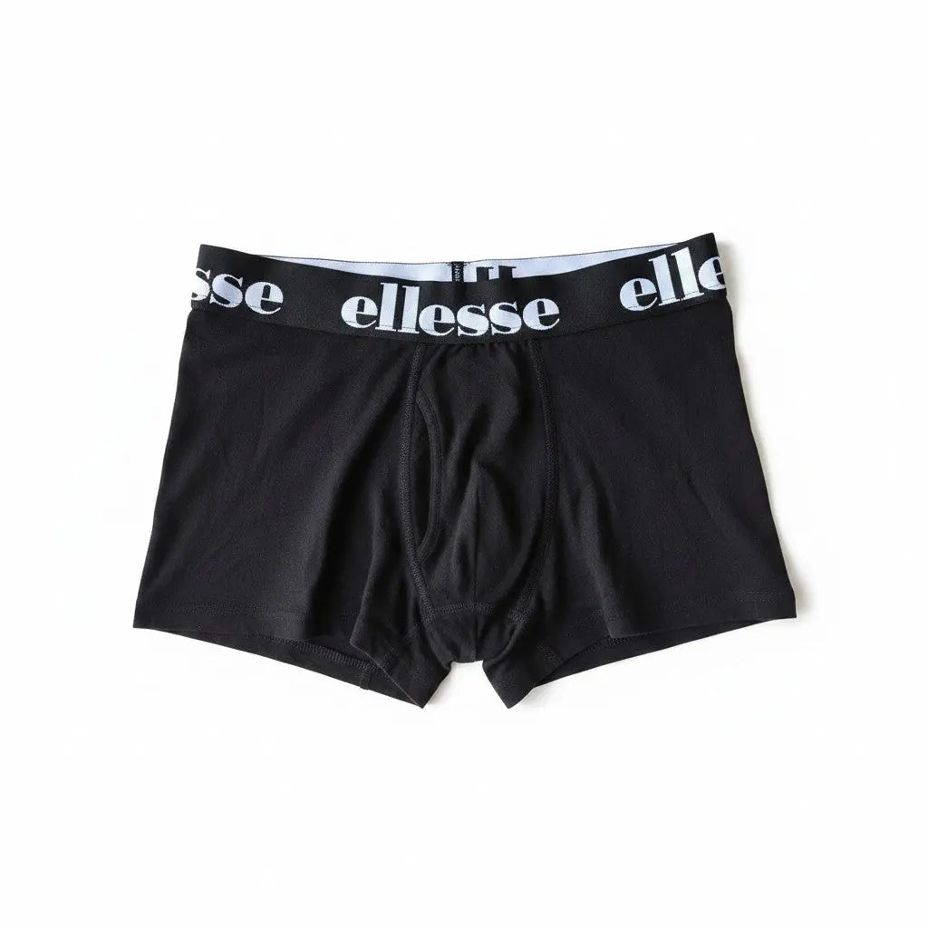 Boxer noir pour homme Fresh & Found avec ceinture élastique siglée Ellesse, coupe ajustée et confortable.